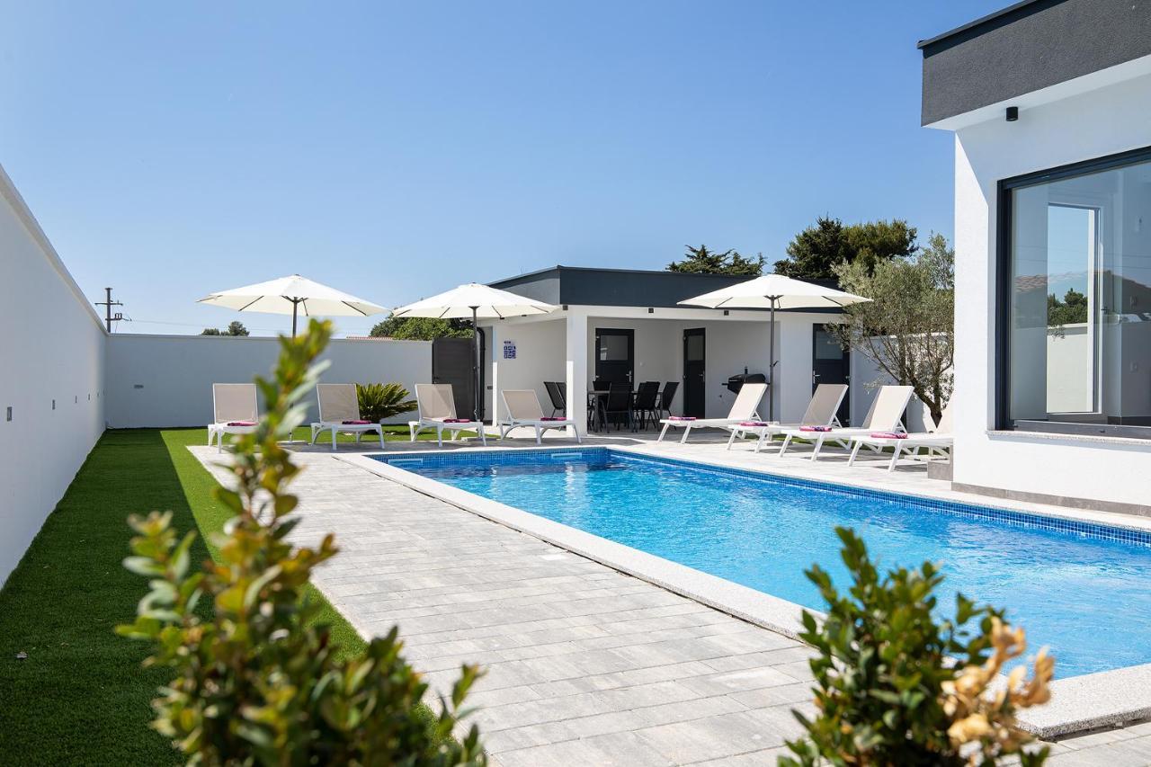 Villa L&L Медулин Екстериор снимка